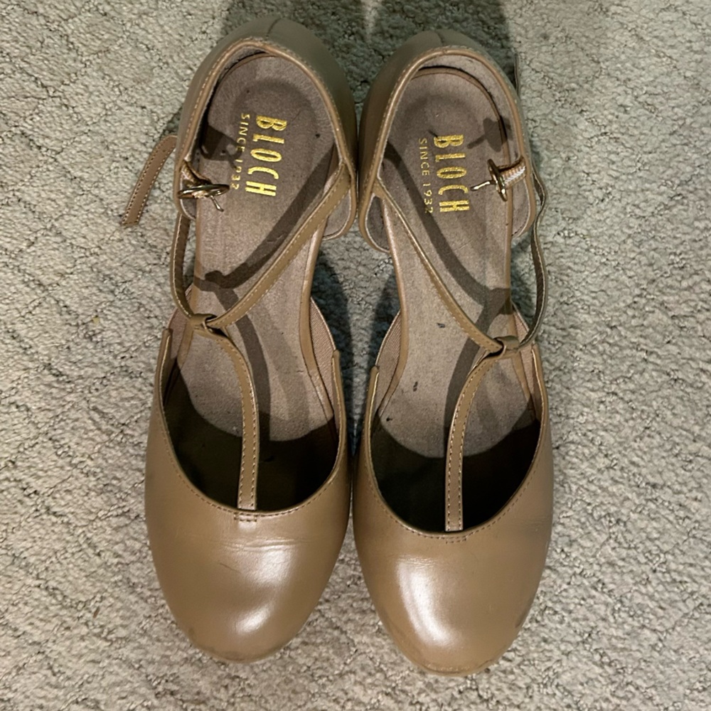 Bloch Nude Character Heels 2.5”